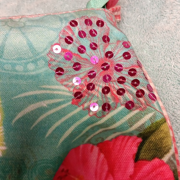 Flamingo crossbody purse cloth w/ sequins on one side - Picture 4 of 4